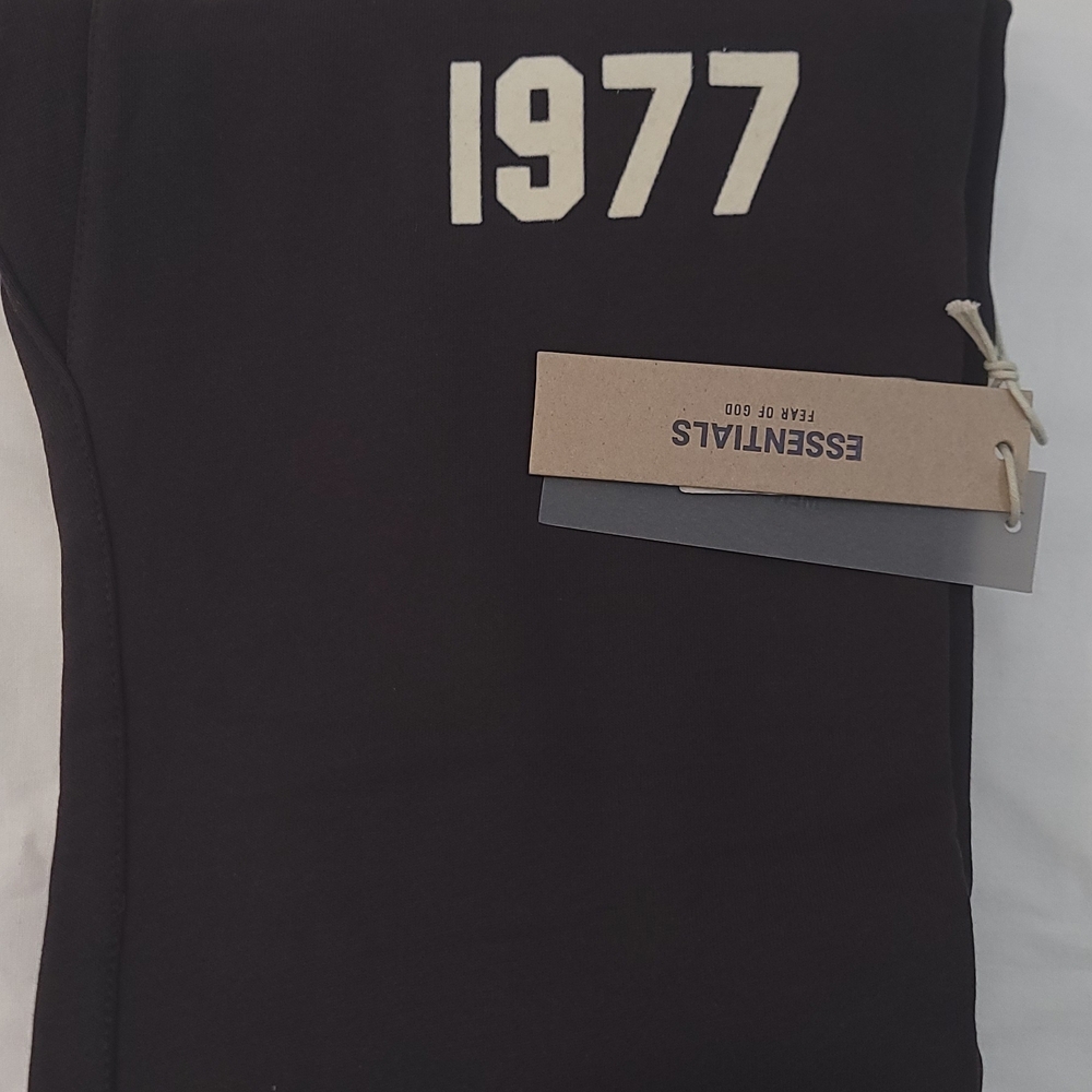 Essentials Black Sweatpants with 1977 Print